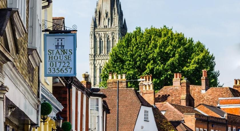 St. Anns House — 4-Star Luxury Hotel in Salisbury, United Kingdom