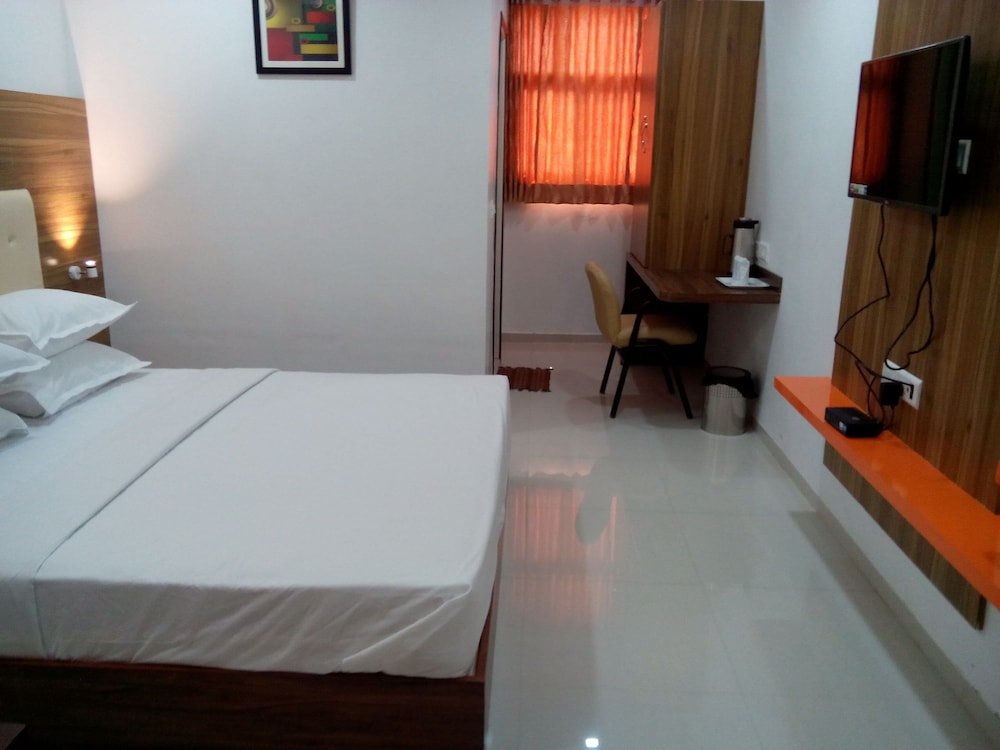 Krishna Park Inn — Gandhinagar — photo 3