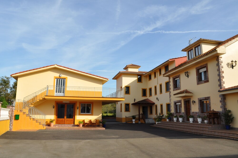 Hotel Alonso — Llanes