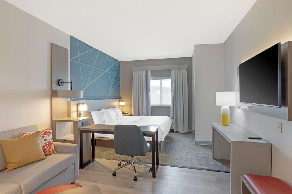 Comfort Suites Bloomsburg - photo 25