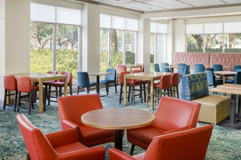 Hilton Garden Inn Orlando at SeaWorld - photo 22