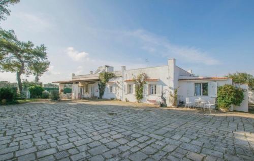 Villa Annabella Vacanze Ostuni — 4-Star Luxury Hotel in Carovigno, Italy