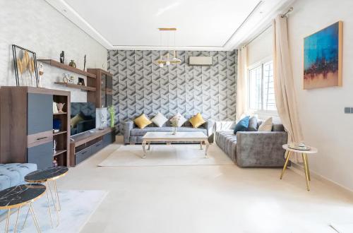 Spacieux appartement 80 m Centre de Casablanca — 4-Star Luxury Hotel in Casablanca, Morocco