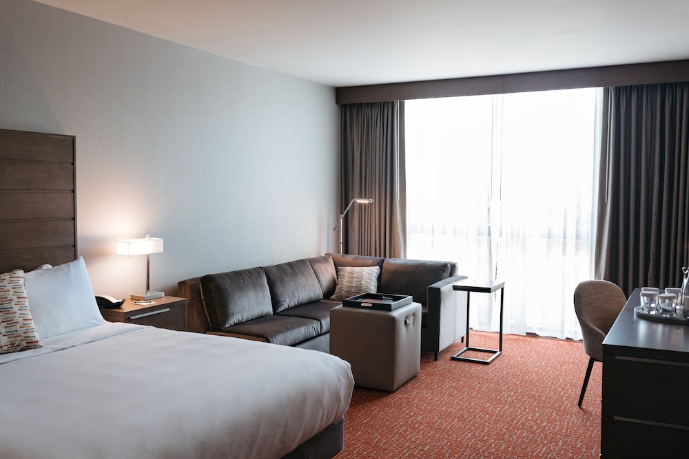 Revel Hotel Des Moines Urbandale Tapestry Collection by Hilton - photo 16