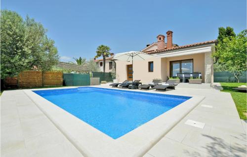 Awesome Home In Galizana — 4-Star Luxury Hotel in Galizana, Croatia