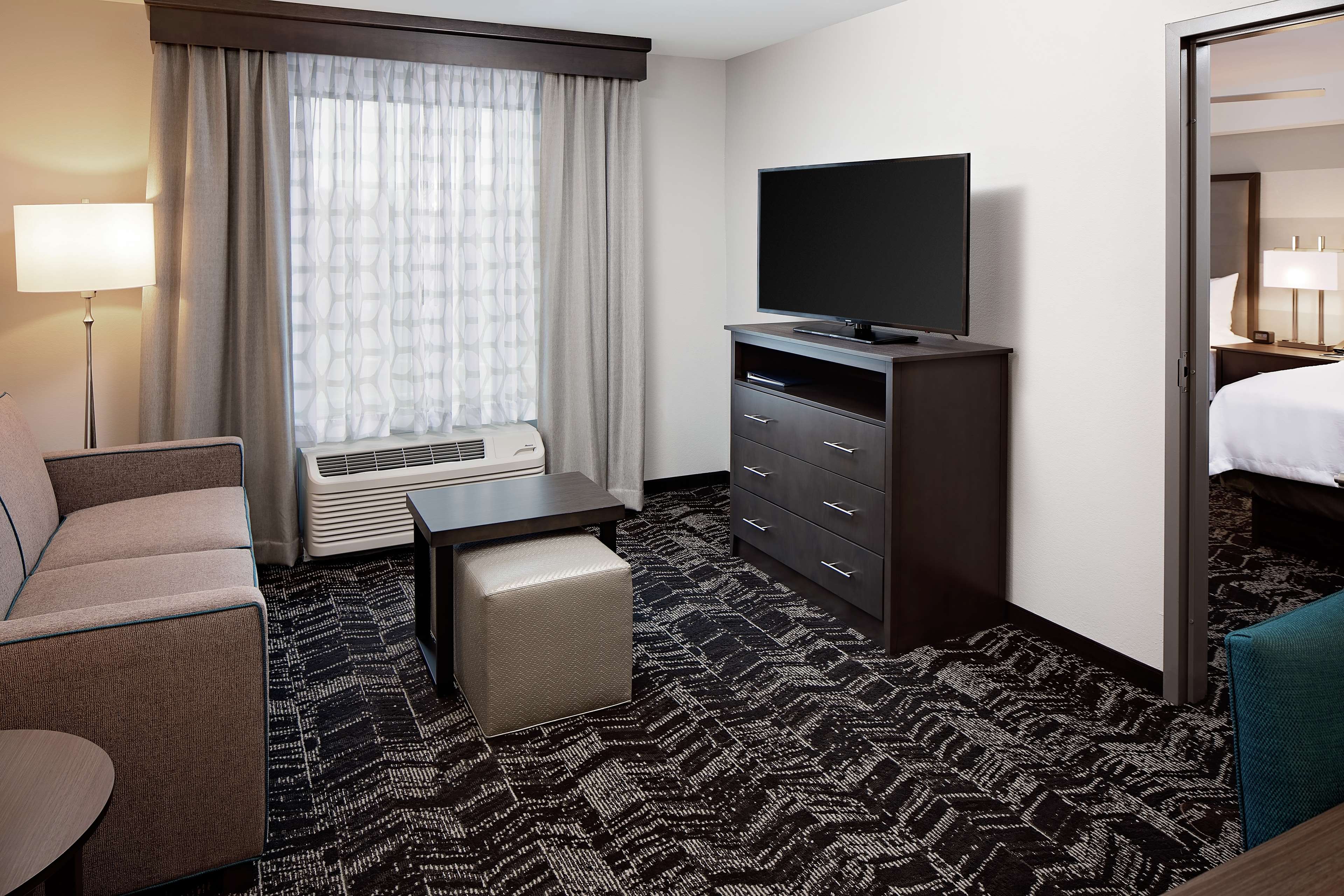 Homewood Suites by Hilton Ronkonkoma - photo 15
