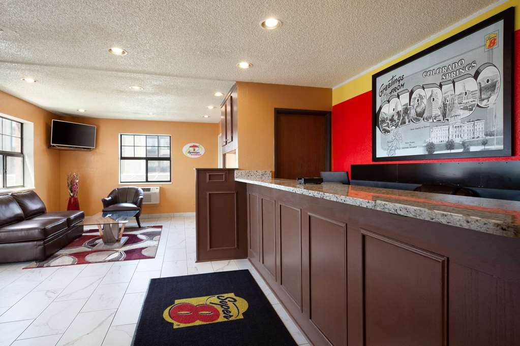 Super 8 by Wyndham Colorado Springs Afa Area - photo 4