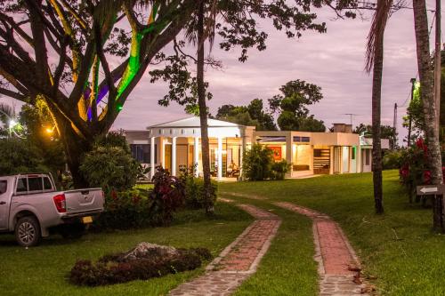 Finca Termópilas Rivera Huila RNT 92367 — hotel in Rivera