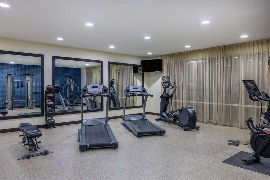 La Quinta Inn & Suites by Wyndham Artesia - photo 12