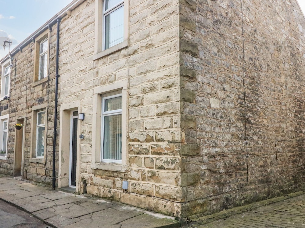 2 Brook Street - carbon neutral hotel in Clitheroe