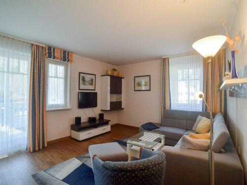 Dünenpark Binz Komfortplus Ferienwohnung mit 1 Schlafzimmer und Balkon im Obergeschoss 089 — 4-Star Luxury Hotel in Ostseebad Binz, Germany