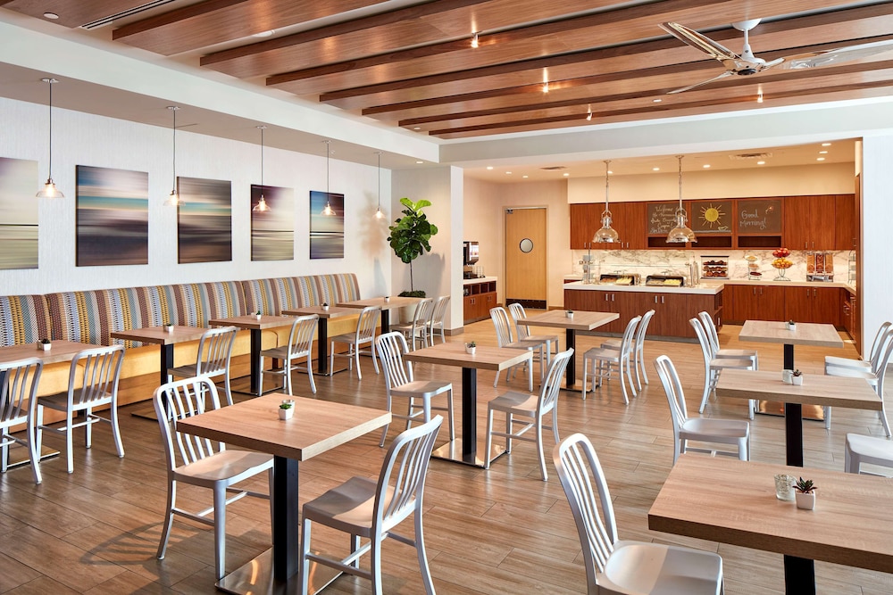 Homewood Suites by Hilton San Diego Downtown Bayside - photo 24