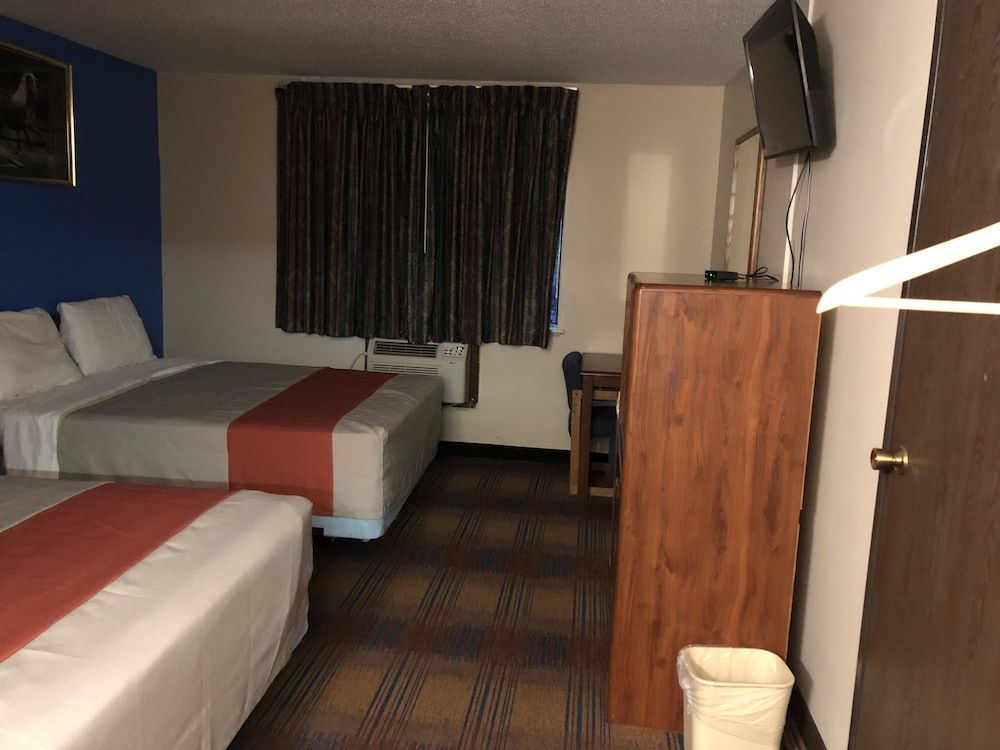 7 Star Inn - photo 4