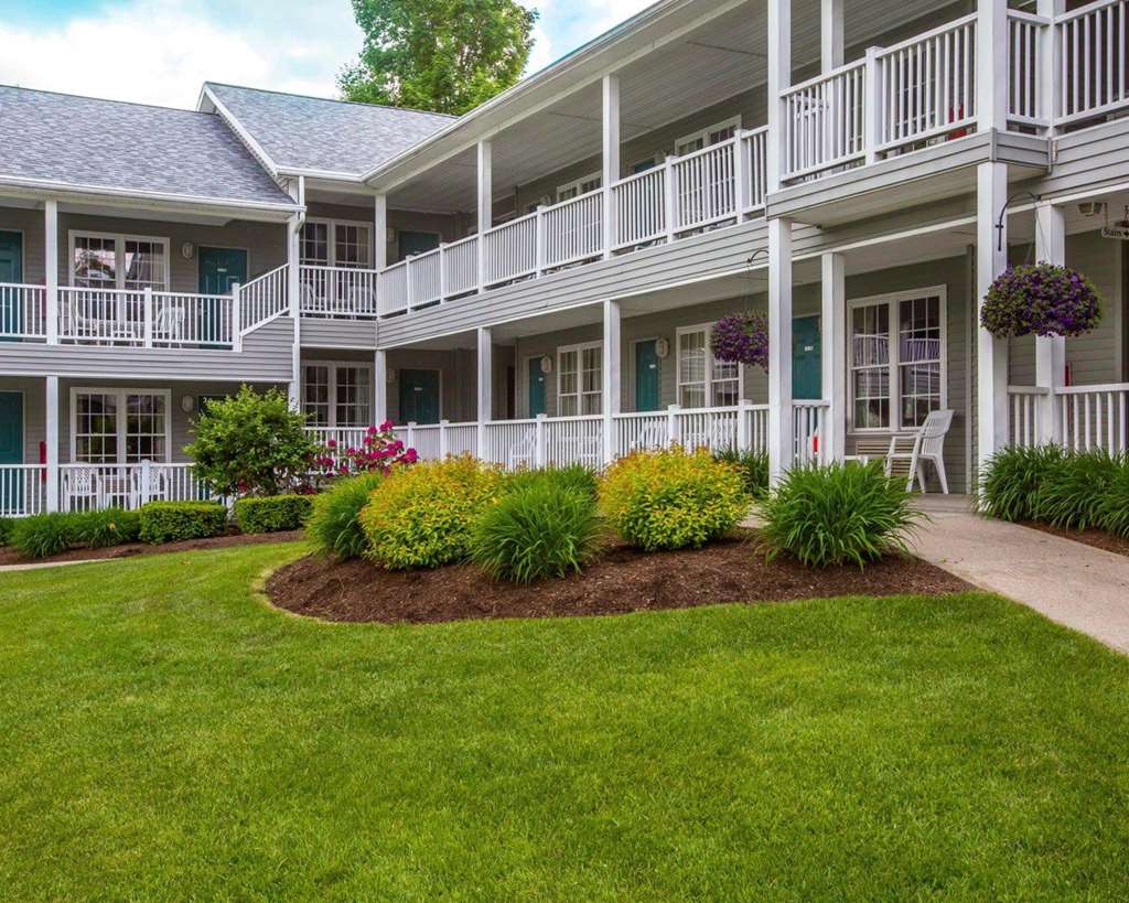 Quality Inn Lake George - carbon neutral hotel in Glens Falls