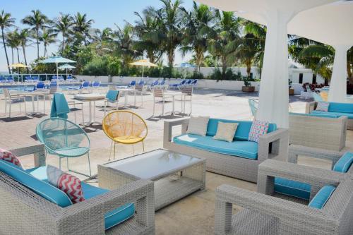 Oceanfront Contemporary Suites - photo 25