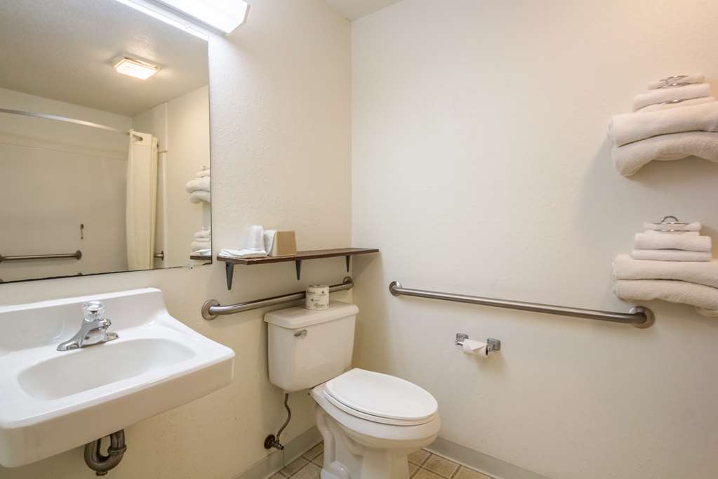 Motel 6 Saukville WI - photo 18