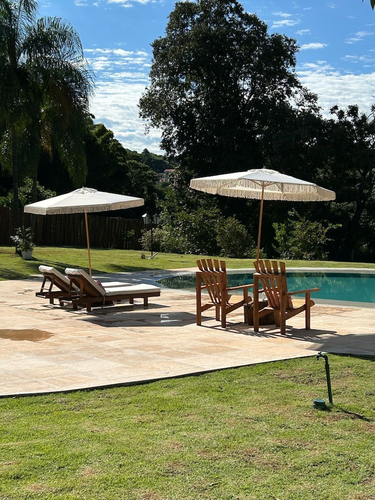 Pousada Villa Dois Amores in Monte Siao, Brasil