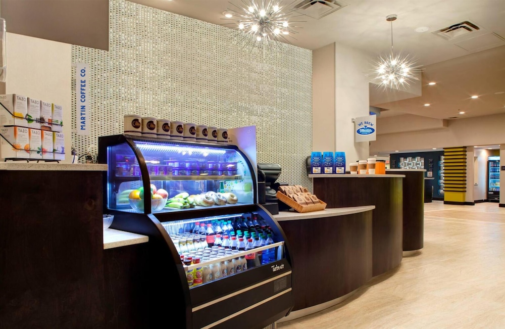 DoubleTree by Hilton Hotel Jacksonville Airport - photo 51