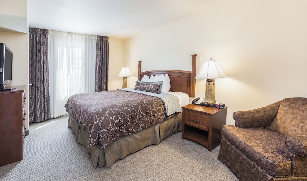 Staybridge Suites El Paso Airport by IHG - photo 10