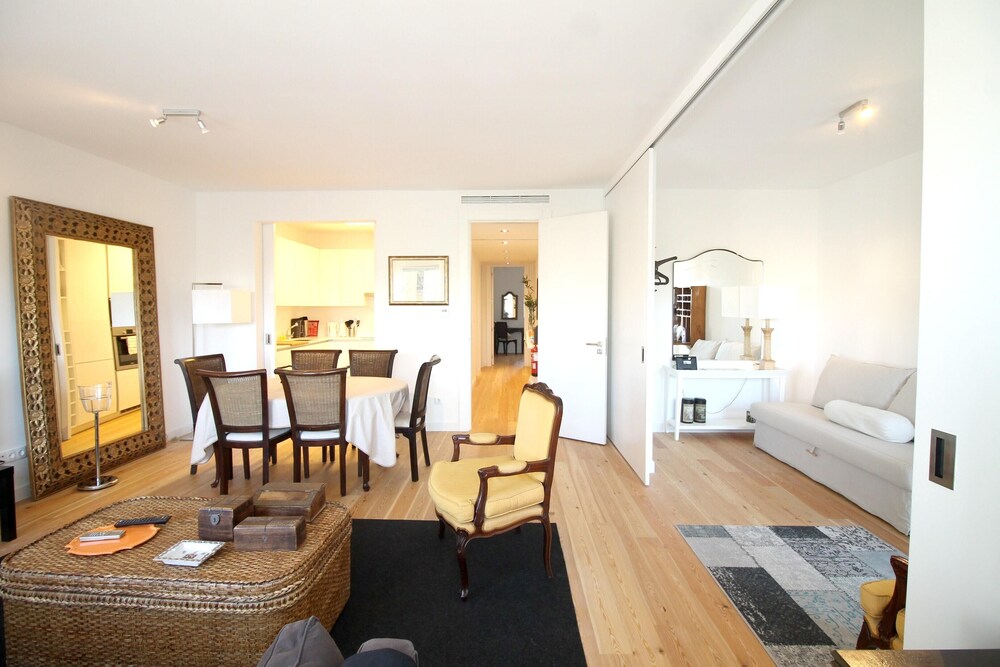 Apartment With 4 Bedrooms in Lisboa With Wonderful City View Furnish — 4-Star Luxury Hotel in Lisbon, Portugal