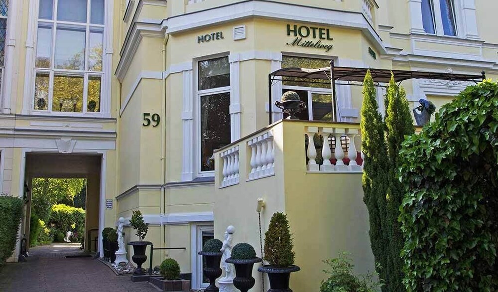 Hotel Mittelweg - carbon neutral hotel in Eimsbuettel