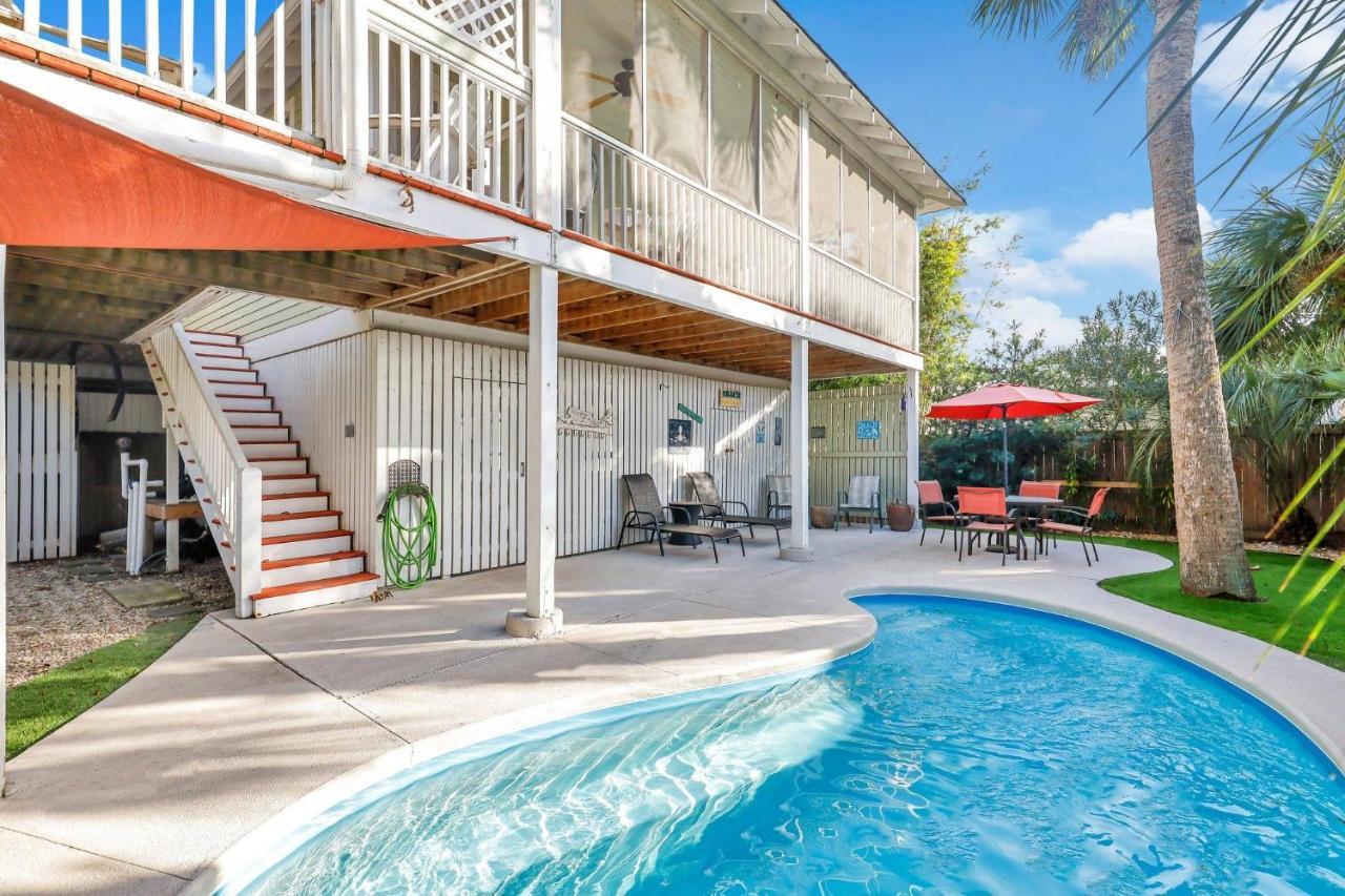 Moby Dick - carbon neutral hotel in Tybee Island