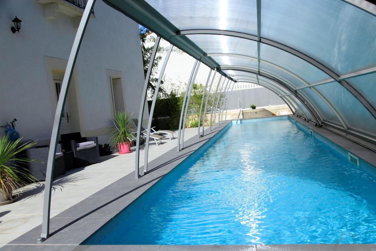 Le Clos du Theron Chambre D'hote — 4-Star Luxury Hotel in Cournonterral, France