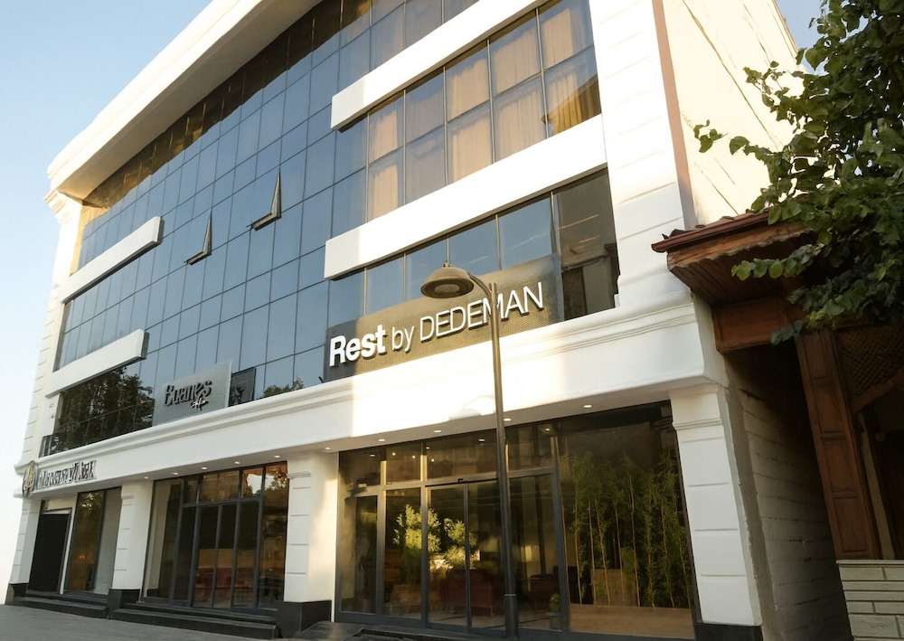 Rest by Dedeman Sapanca in Sapanca, Turkey