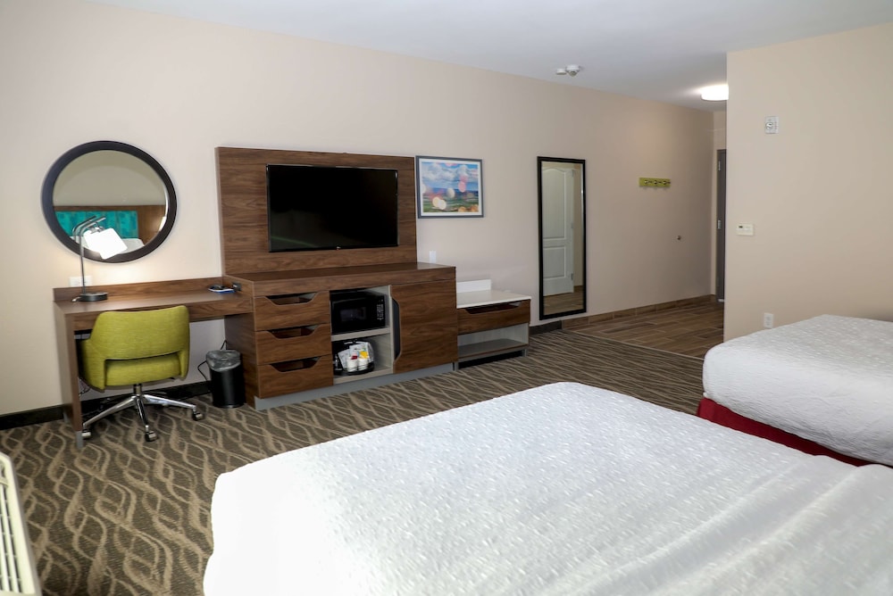 Hampton Inn Ellensburg - photo 22
