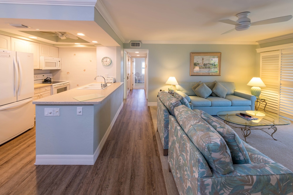 Sanibel Moorings Condo Resort - photo 11