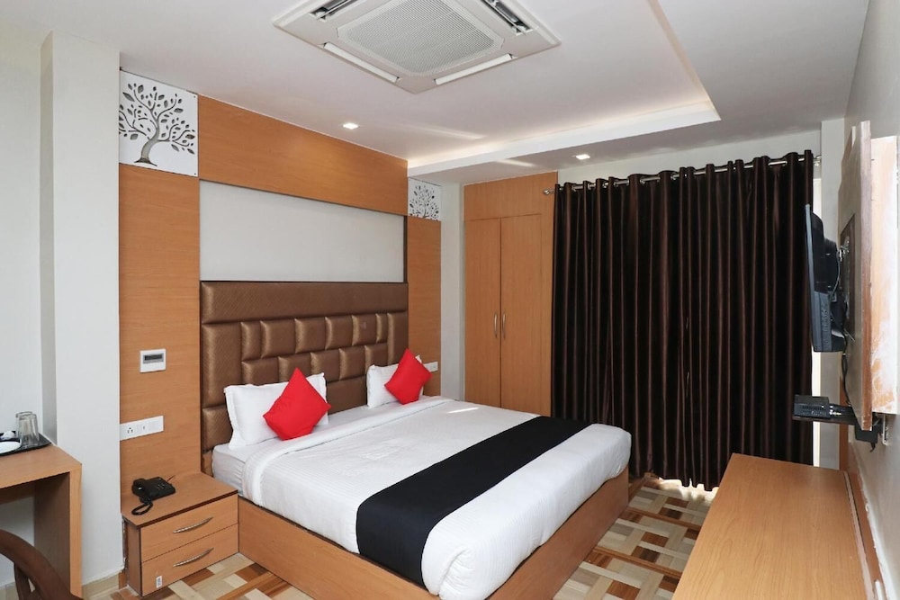 Hotel Yugantar & Banquets — Allahabad — photo 4