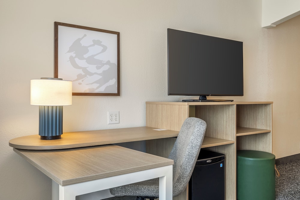 Spark by Hilton La Crosse Onalaska - photo 14