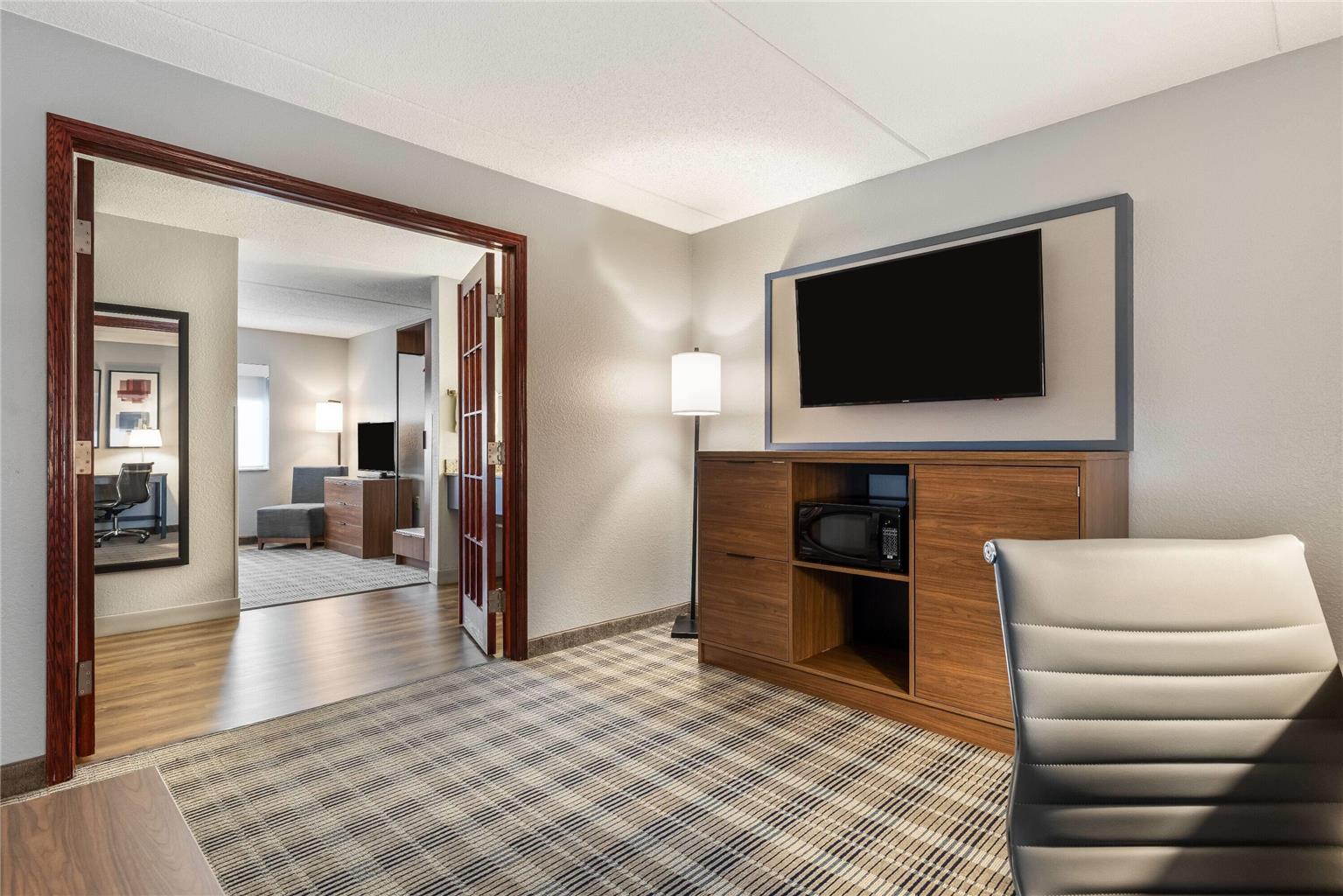AmericInn by Wyndham Mounds View Minneapolis - photo 30