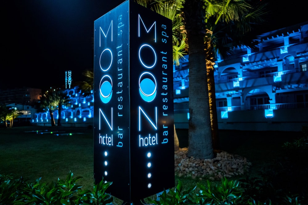 Hotel Moon & Spa in Roquetas De Mar, Spain