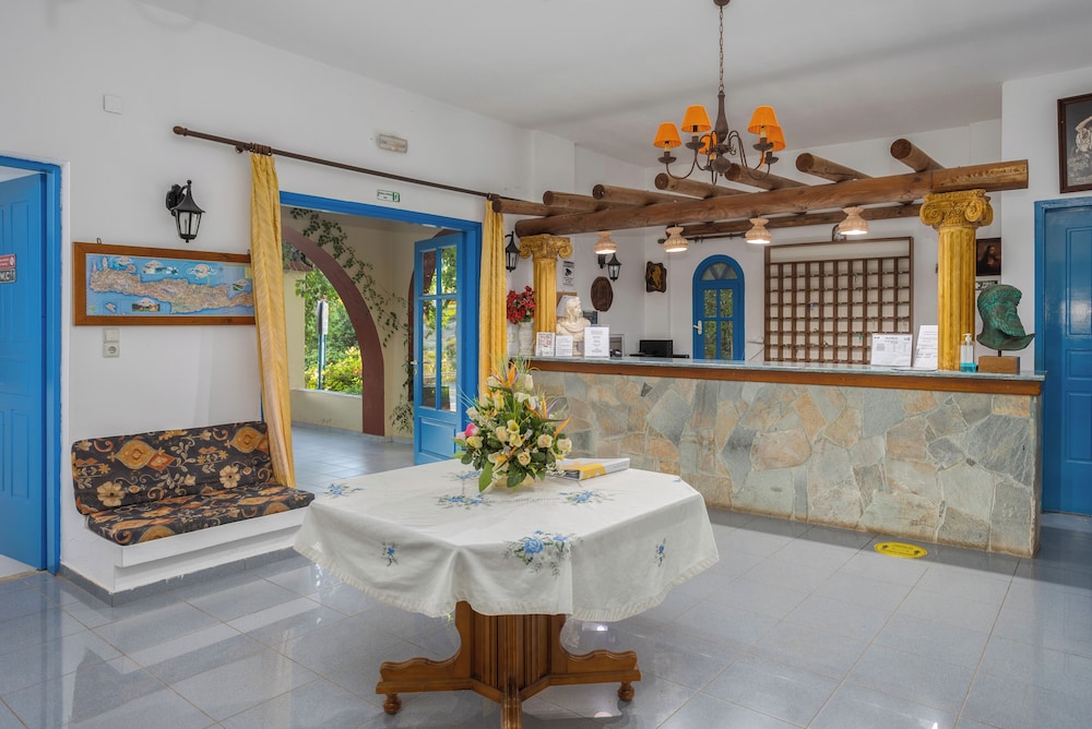 Palm Bay Hotel Sissi in Agios Nikolaos, Greece