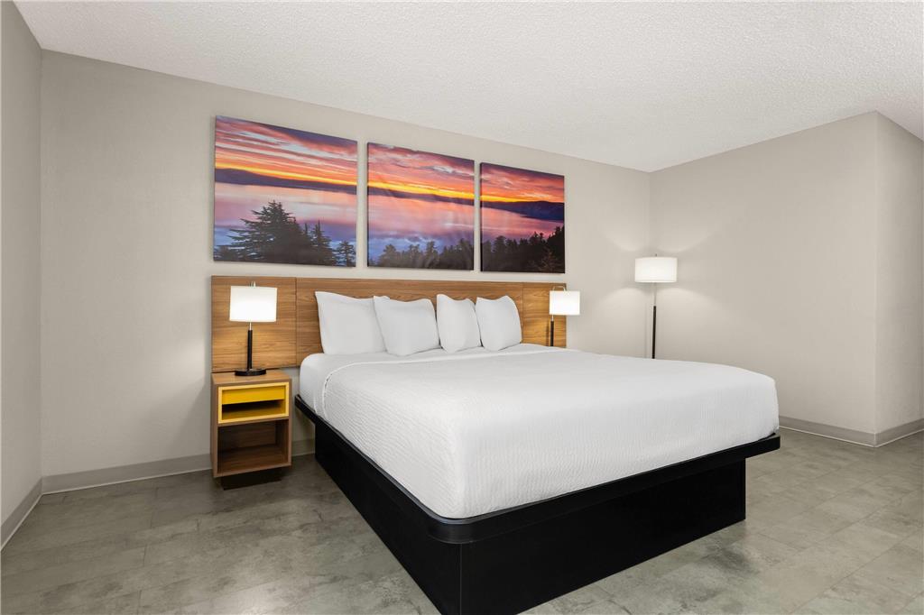 Days Inn by Wyndham Rawlins - photo 12