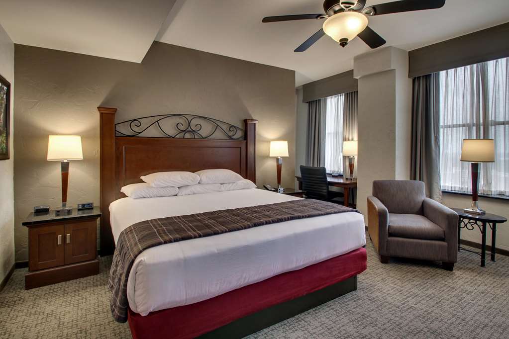 Drury Plaza Hotel San Antonio Riverwalk - photo 38