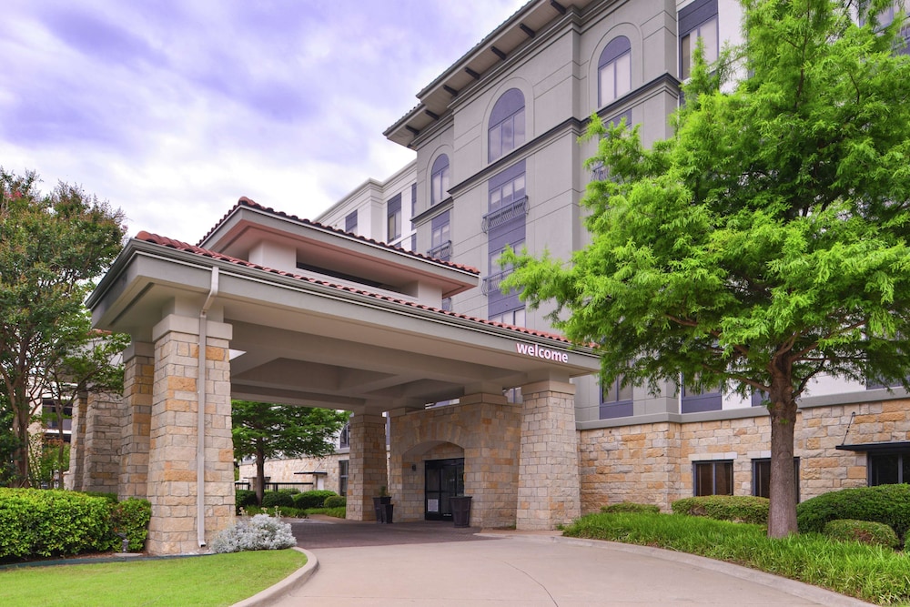 Hampton Inn & Suites Legacy Park Frisco - photo 59