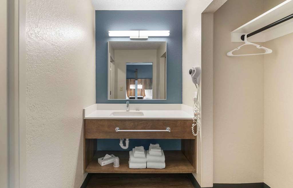 Extended Stay America Premier Suites Miami Airport Doral 25th Street - photo 46