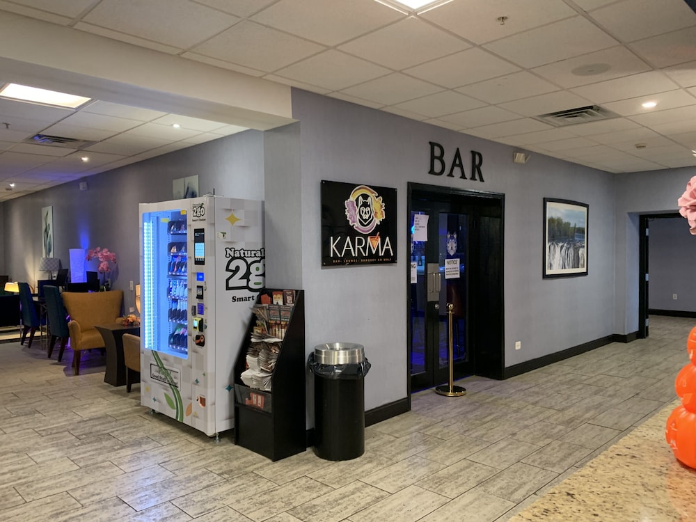 Albany Airport Inn - photo 11