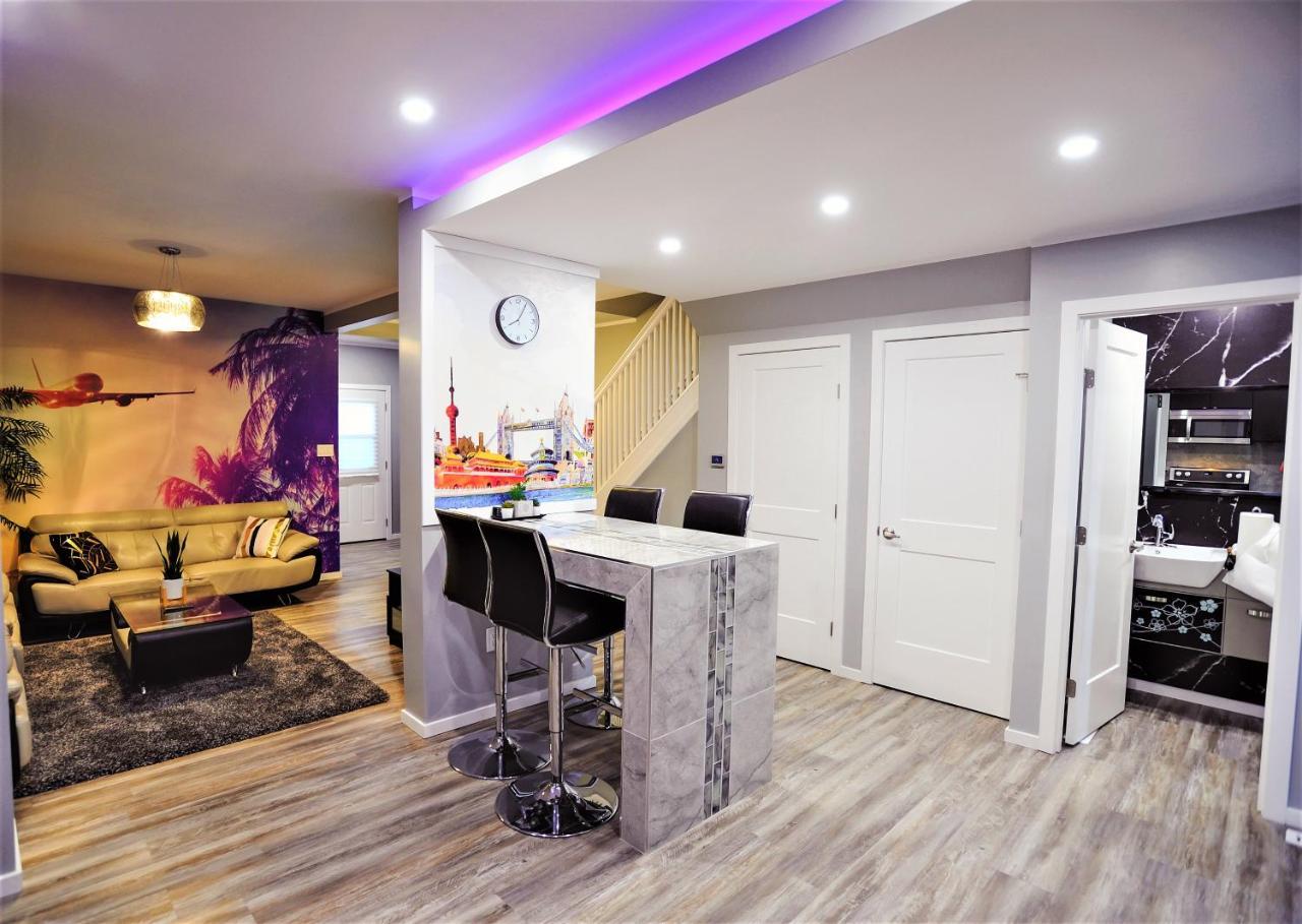 Hawaii Peg in Winnipeg, Canada