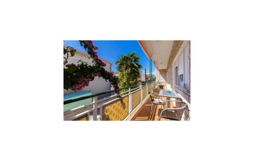 3 Bedroom Amazing Apartment In Vodice — 4-Star Luxury Hotel in Vodice, Croatia