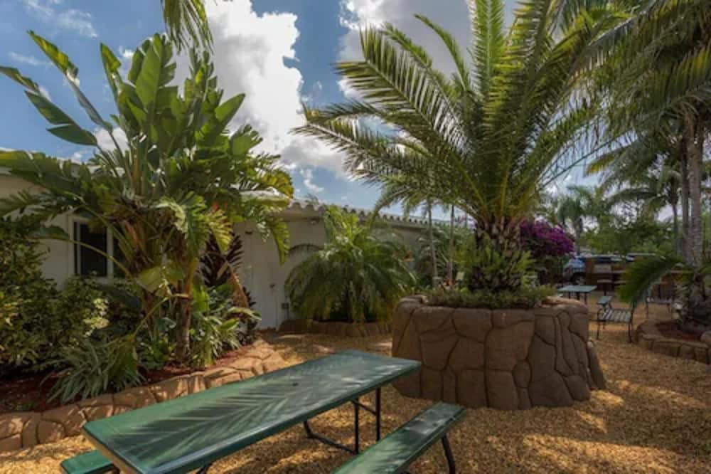 Green Seas Motel - photo 96