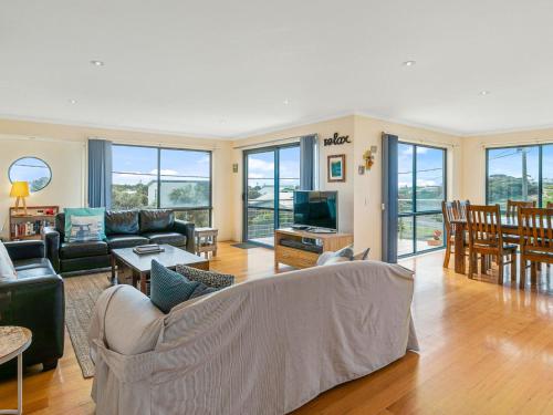 Adnajur - carbon neutral hotel in Phillip Island