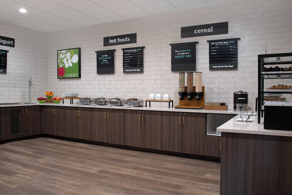 Holiday Inn & Suites Overland Park West by IHG - photo 30