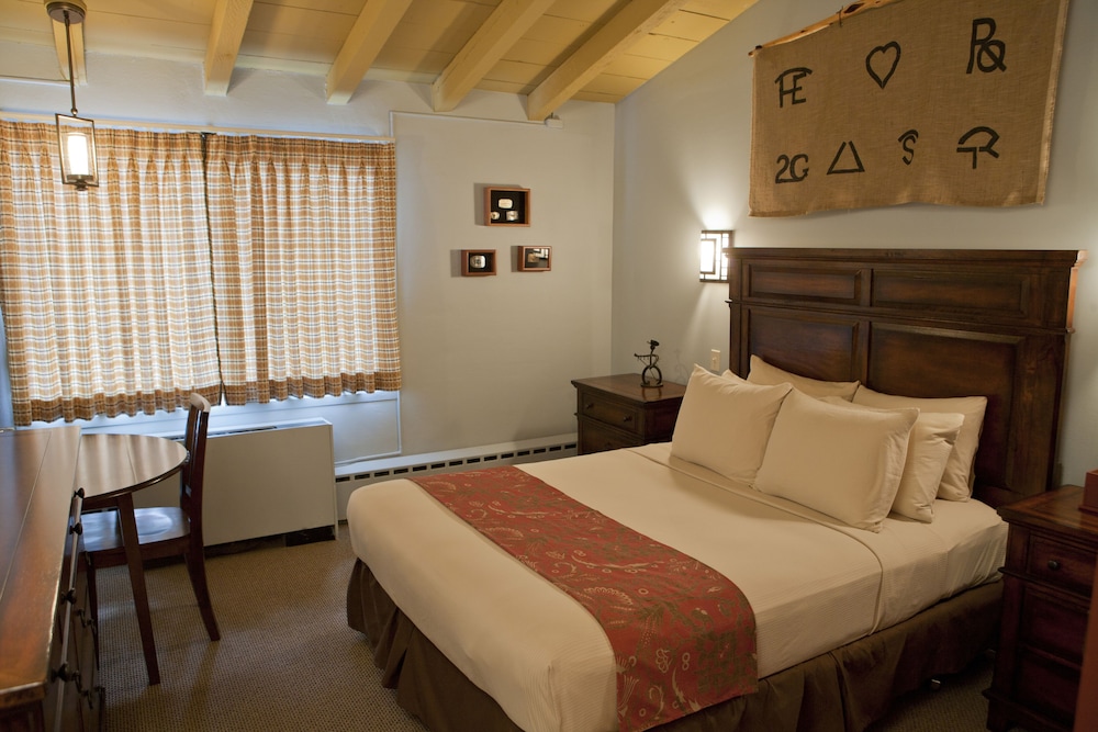 Dude Rancher Lodge - featured photo