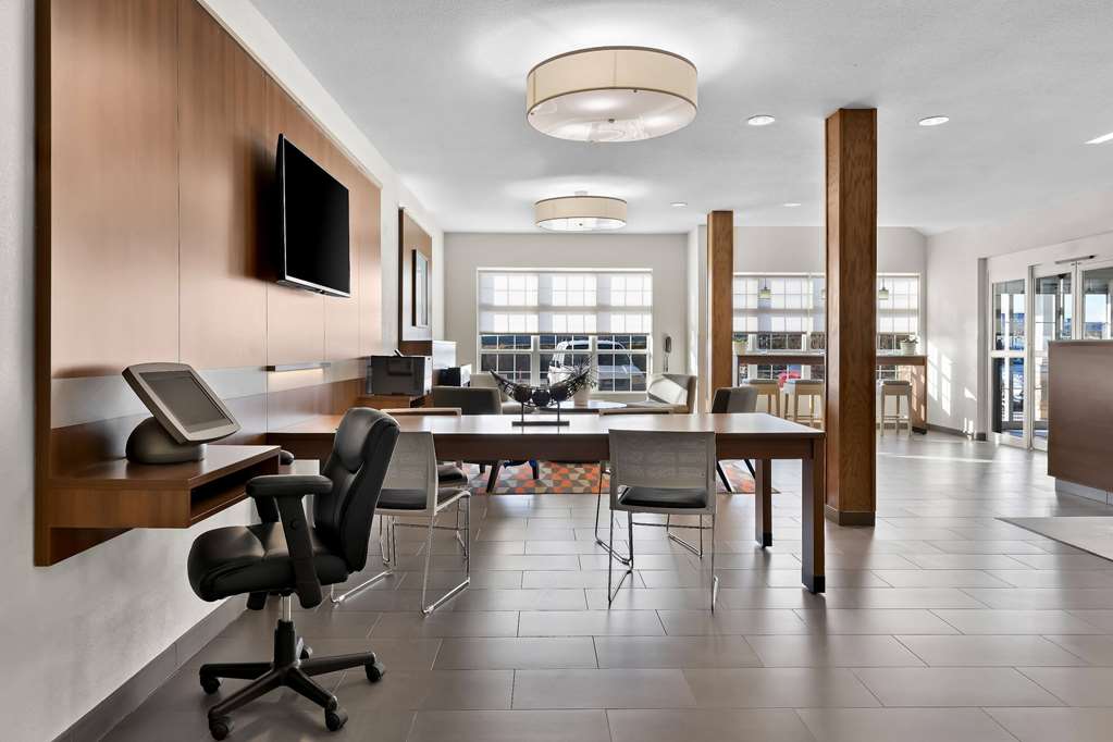 Microtel Inn & Suites by Wyndham Sweetwater - photo 54