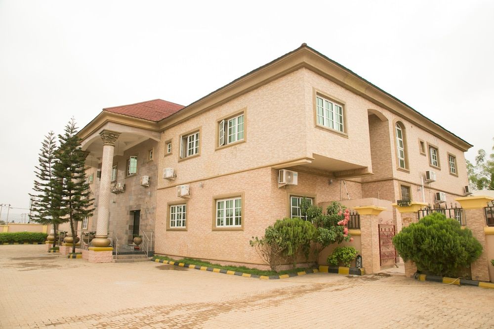 Josto's Place - carbon neutral hotel in Abuja
