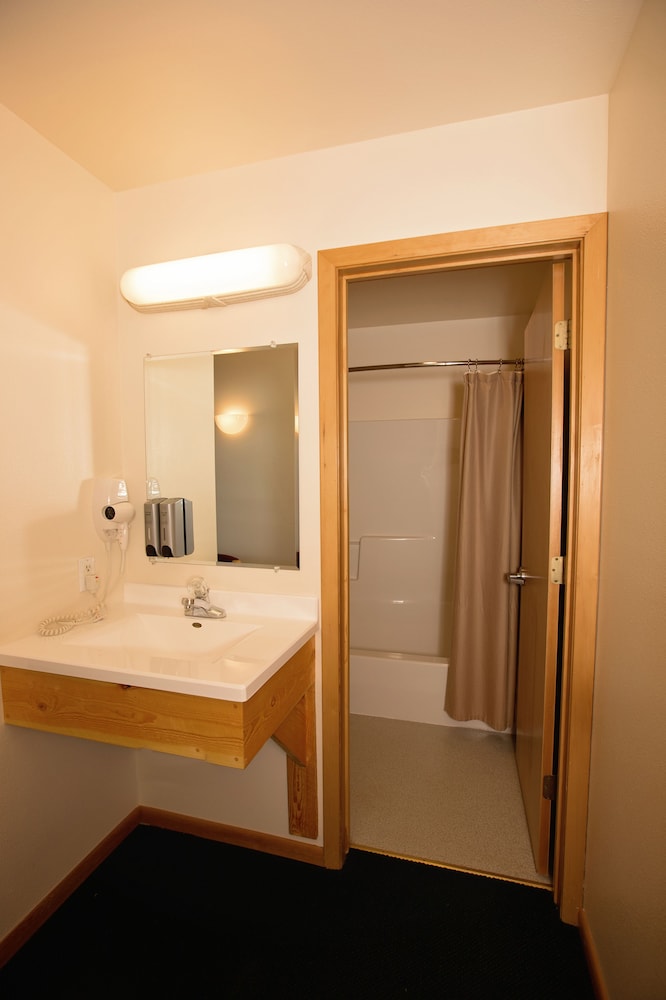 Ninepipes Lodge - photo 21