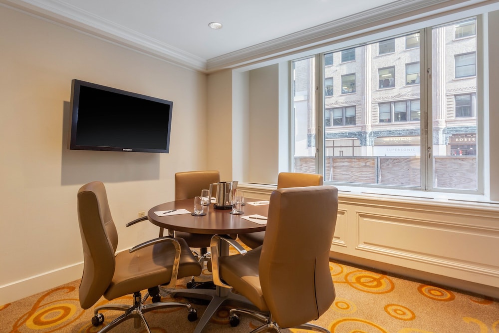 Omni Berkshire Place - photo 135